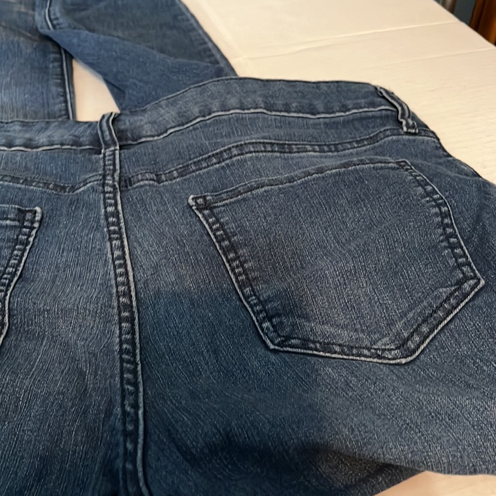 Old Navy Super skinny blue jeans size 14. LIKE NEW - Picture 6 of 7